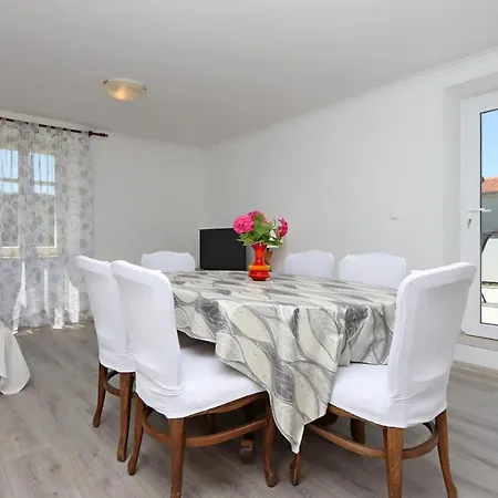 Apartment By The Sea - Donja, Rab - 15997 *